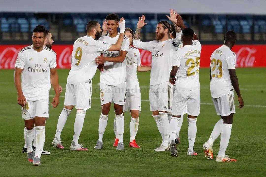 广厦男篮末节绝杀福建（广厦男篮压哨绝杀福建队）